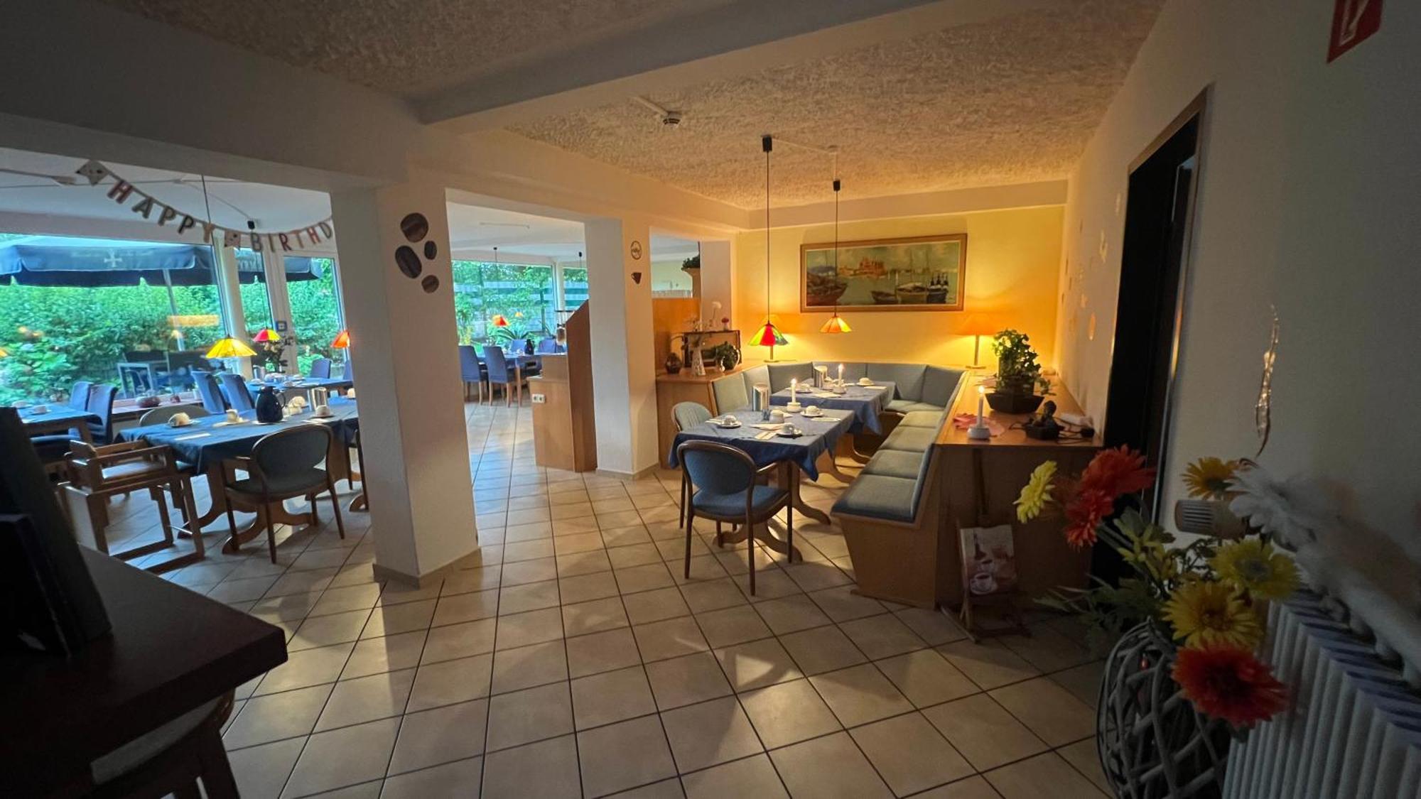 וולפסבורג Hotel Am Klieversberg מראה חיצוני תמונה